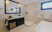 Туры в отель Batu Karang Lembongan Resort & Spa