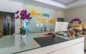 Туры в отель Everyday Hotel Kuta Central