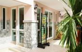 Туры в отель Triple Palms House