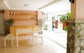 Туры в отель Triple Palms House