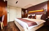Туры в отель VIP Paris Yacht Hotel