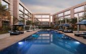 Туры в отель Hilton Bangalore Embassy GolfLinks