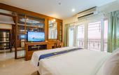 Туры в отель Whitehouse Condotel