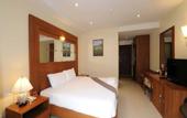 Туры в отель Whitehouse Condotel