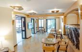 Туры в отель Heri Heights Hotel Apartments, SureStay Collection by BW