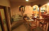 Туры в отель All Seasons Bed And Breakfast