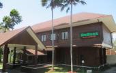 Туры в отель Rollaas Hotel and Resort