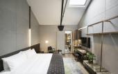 Туры в отель The Warehouse Hotel