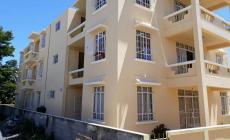 Allamanda Studios and Apartments