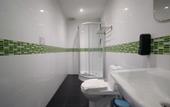 Туры в отель Resort V - MRT Huai Khwang