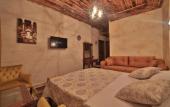 Туры в отель Caravanserai Inn Hotel