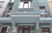 Туры в отель La casa Suites
