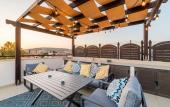 Туры в отель Private Roof Top Terrace Overlooking Pool in Pyla