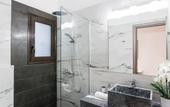 Туры в отель Nicholas Point Apartments and Rooms