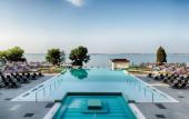 Туры в отель Secrets Sunny Beach Resort & Spa - All Inclusive - Adults Only