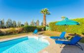 Туры в отель Argaka Sun Villa Ena Large Private Pool Walk to Beach Sea Views A C Wifi - 2146