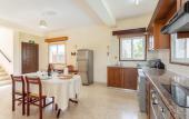 Туры в отель Argaka Sun Villa Ena Large Private Pool Walk to Beach Sea Views A C Wifi - 2146