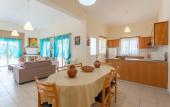 Туры в отель Villa Christia Maris Large Private Pool Walk to Beach Sea Views A C Wifi - 2187