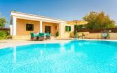 Туры в отель Villa Constantinos Large Private Pool Walk to Beach Sea Views A C Wifi Car Not Required - 2220