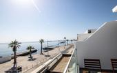Туры в отель Phaedrus Living: Seaview Studio Suite Lighthouse 52