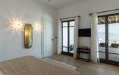 Туры в отель Bonzoe Suites & Villas