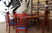 Туры в отель Squares Beachfront Apartments