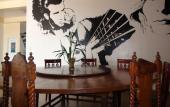 Туры в отель Squares Beachfront Apartments