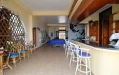 Туры в отель Squares Beachfront Apartments