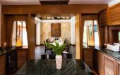 Туры в отель Baan Surin Sawan