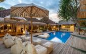 Туры в отель Castaway Resort