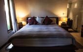Туры в отель Castaway Resort