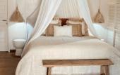 Туры в отель Castaway Resort