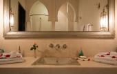 Туры в отель Riad Lhena