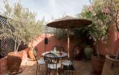 Туры в отель Riad Lhena