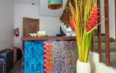 Туры в отель Hola Seminyak