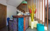 Туры в отель Hola Seminyak