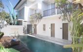 Туры в отель Hola Seminyak