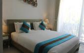 Туры в отель Hola Seminyak