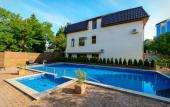 Туры в отель Korona Guest house