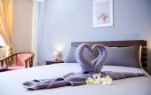 Туры в отель Golden Guesthouse