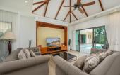 Туры в отель Nai Harn Pool Villa Bond, Villa