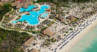 Grand Palladium Colonial Resort & Spa 5*