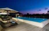 Туры в отель Seminyak Square Hotel And Villas