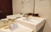 Туры в отель Seminyak Square Hotel And Villas
