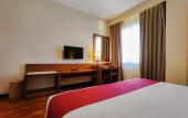Туры в отель Seminyak Square Hotel And Villas