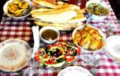 Туры в отель La Deka Guesthouse