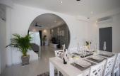 Туры в отель Blissful Tropical Stay at SeaLaVie Villa