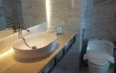 Туры в отель Royal Asnof Hotel