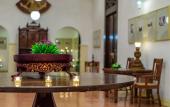 Туры в отель Hotel Tugu Blitar