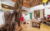 Туры в отель Hotel Tugu Blitar